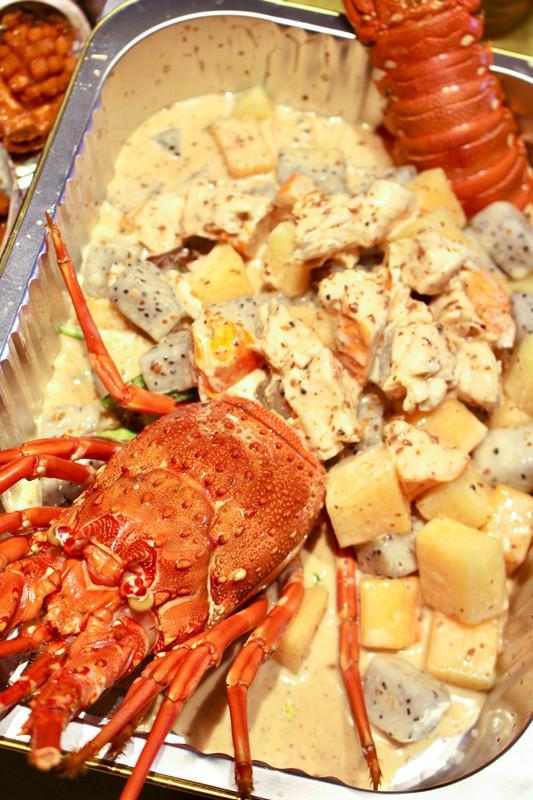 龙虾能和哈密瓜一起吃吗,探索美味搭配的奥秘